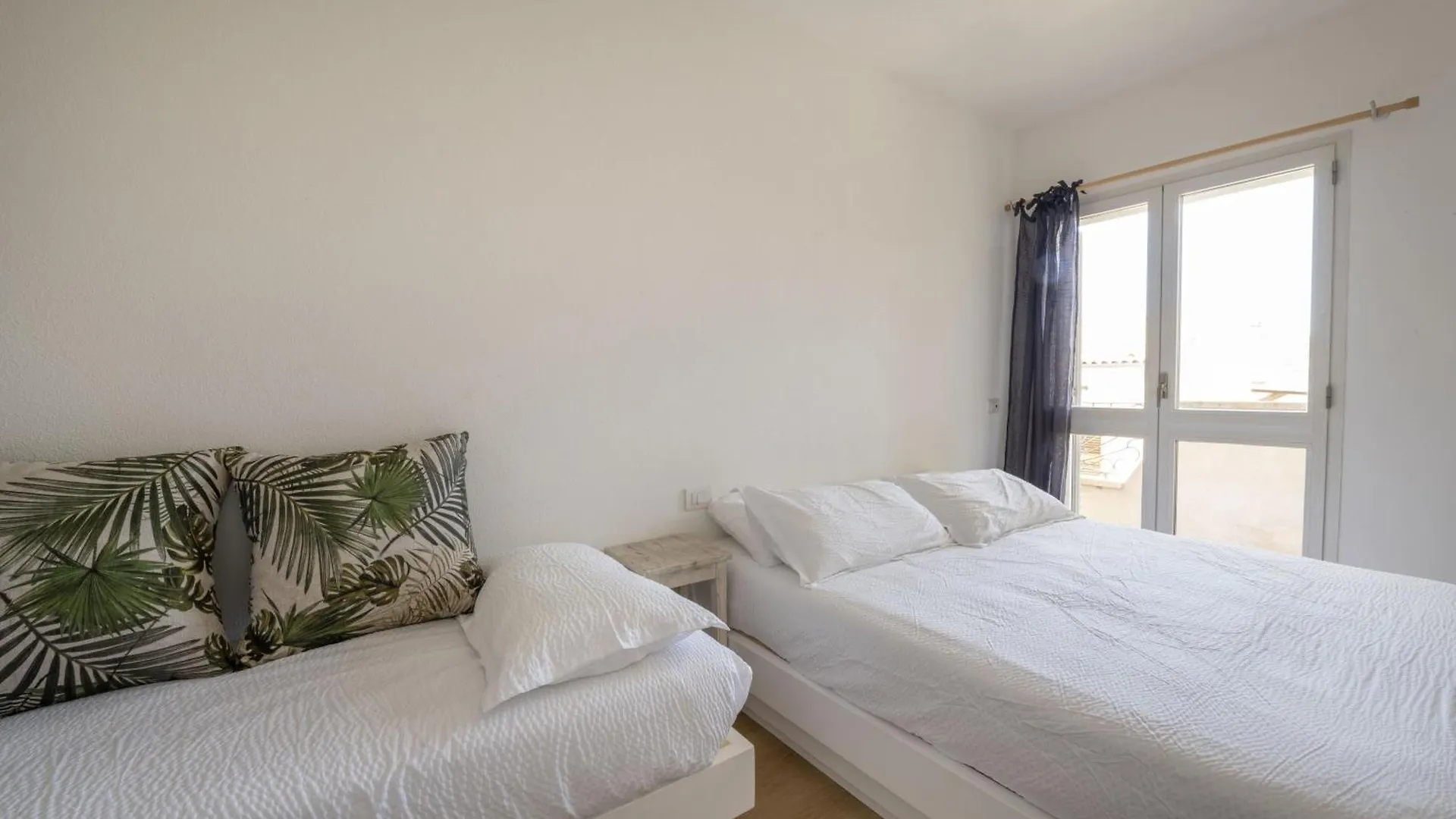 Yacht-Style New Apartment פאלאו